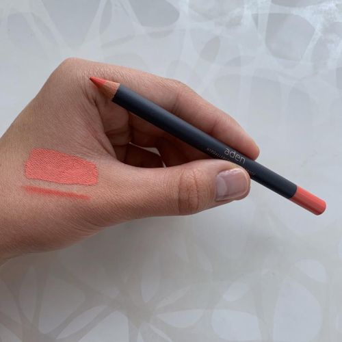 Олівець для губ Aden Lipliner Pencil 45 PAPAYA