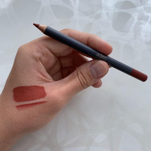 Олівець для губ Aden Lipliner Pencil 53 BRICK