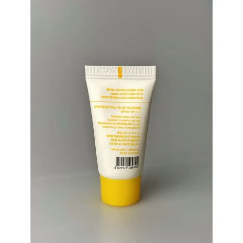 Осветляющий солнцезащитный крем Celimax Pore+Dark Spot Brightening Care Sunscreen SPF 50+, 10 мл.