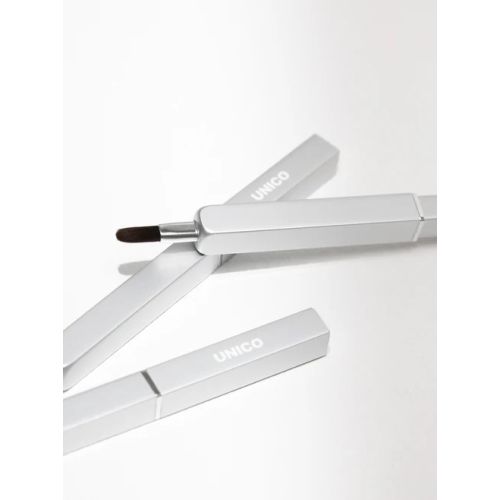 Кисть-футляр для создания контурного макияжа губ и глаз UNICO MAKEUP BRUSH Lip & Eye