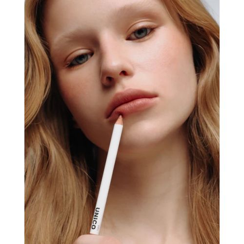 Олівець для губ UNICO LIP PENCIL NAKED with peptides 